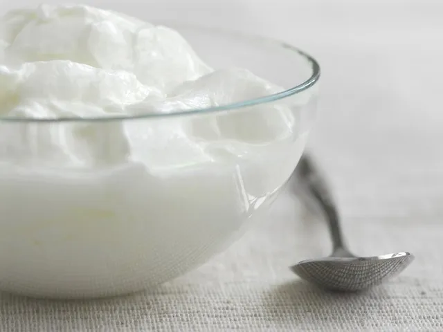 Có nên thêm các món ăn vặt vào thực đơn ăn dặm cho bé 4-6 tháng?