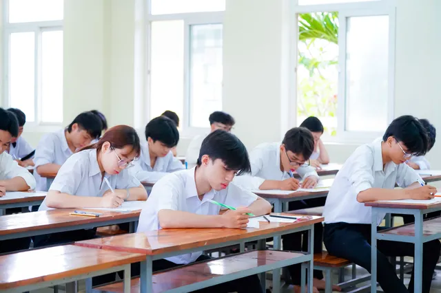huong-nghiep-thpt-moi
