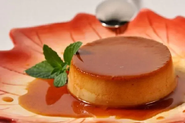cach-lam-banh-flan-bang-lo-nuong