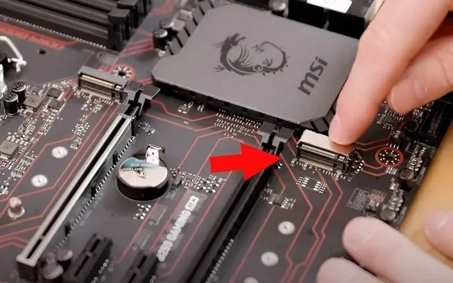 Cách gắn SSD M.2 cho PC chi tiết từng bước tại nhà