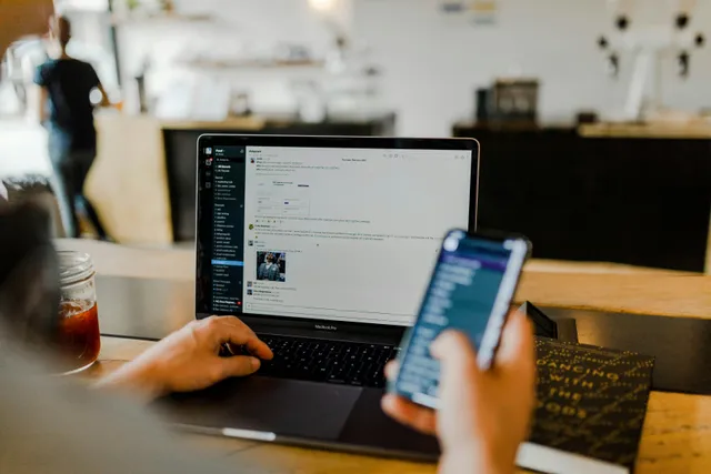 Cài đặt khôi phục tài khoản Google