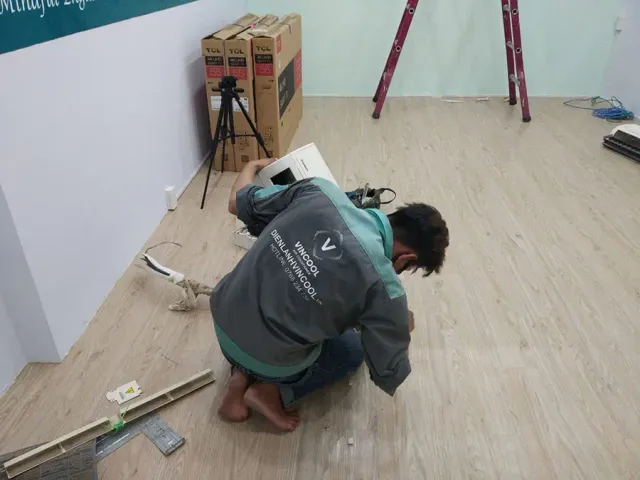 Quy trình chuẩn kỹ thuật tháo lắp máy lạnh hiện đại