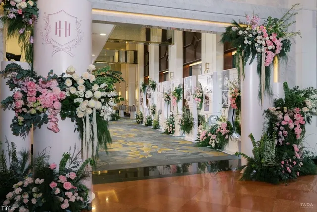 Cổng hoa cưới đẹp 2026: Mẫu sang trọng và cách chọn