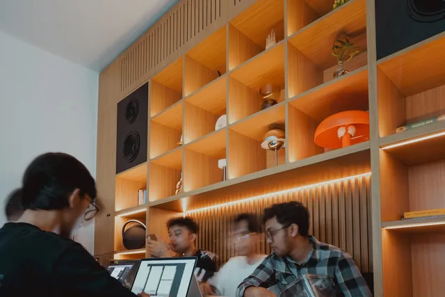 Chi tiêu cá nhân và giải trí