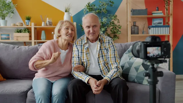 Cách chọn laptop cho sinh viên học khối ngành kinh tế