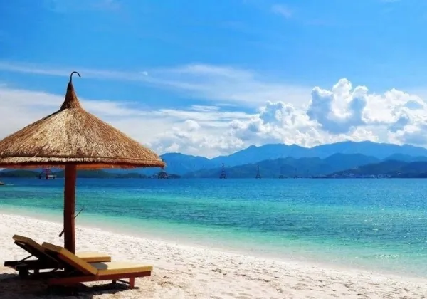 Bãi Tắm Phạm Văn Đồng Đà Nẵng: Hướng Dẫn Toàn Tập Chuyến Đi Hè 2026