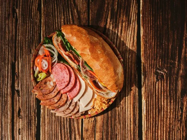 Hành trình foodtour Sài Gòn: ăn sáng, trưa, tối cực chi tiết