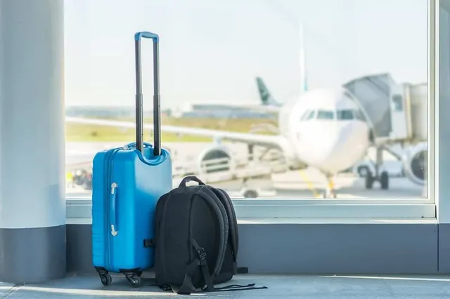 Kinh nghiệm đi máy bay lần đầu: thủ tục và mẹo cần biết