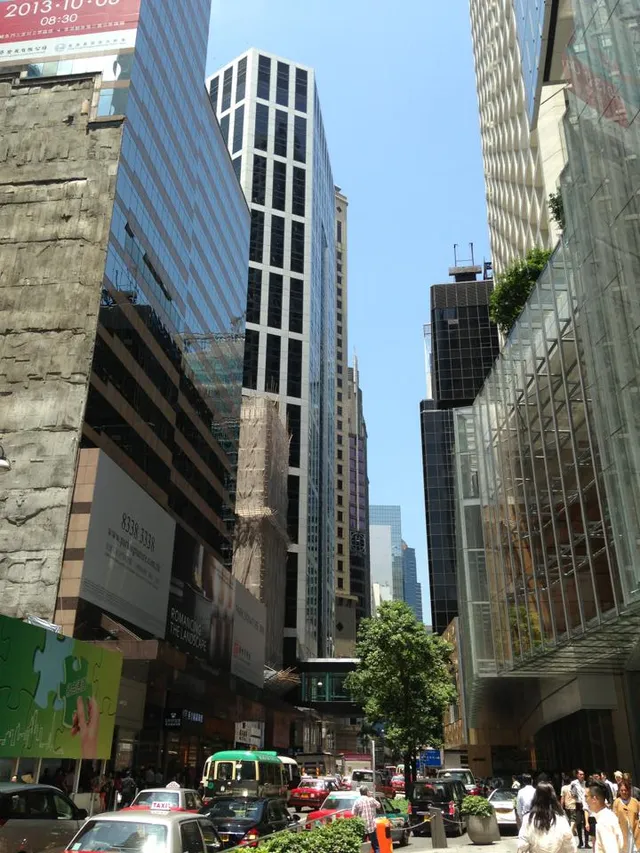 Đọc ngay 4 cuốn sách hướng dẫn đầu tư chứng khoán căn bản