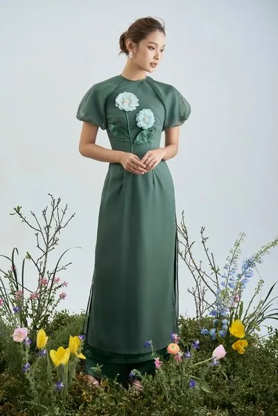 Gợi ý các mẫu áo dài cách tân tay phồng duyên dáng, thanh lịch
