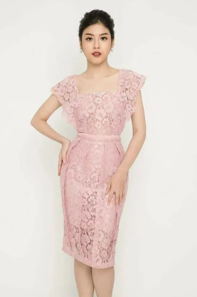 Đầm body mùa hè: cách chọn kiểu tôn dáng, dễ mặc