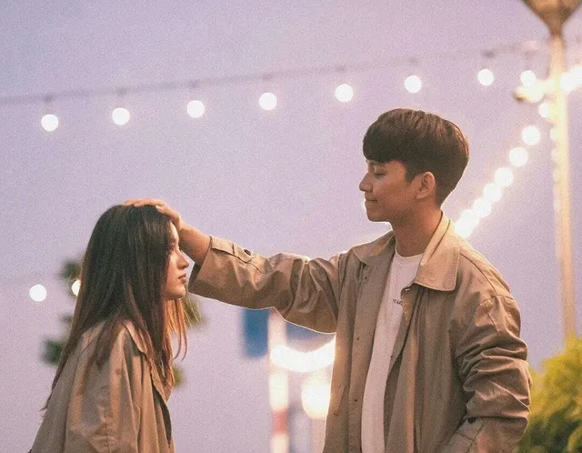 Chụp ảnh theo phong cách Hàn Quốc ngọt rụng tim cho các cặp đôi