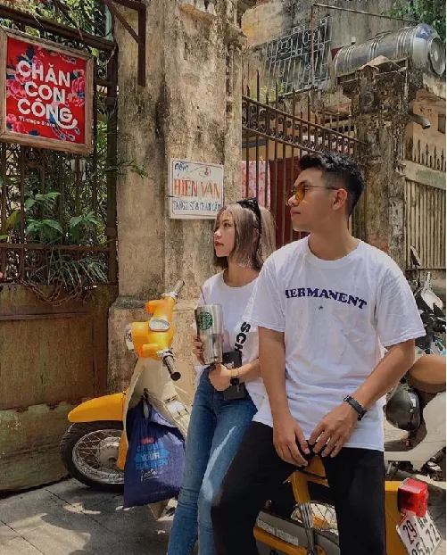 Tình tứ mùa Valentine với mẹo chụp hình cafe sau