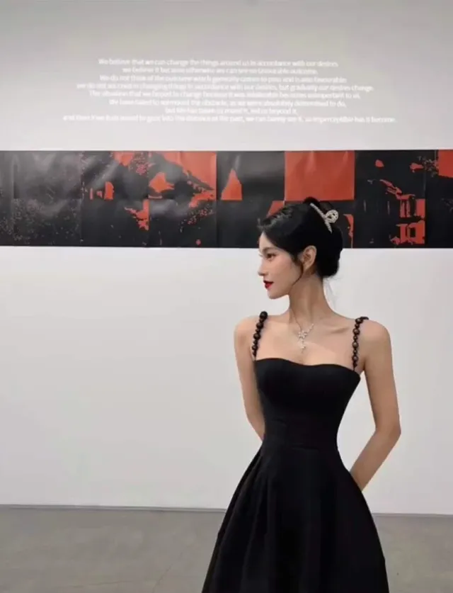 Nắm bắt ngay những cách chụp ảnh vừa “thanh lịch” khi đi triển lãm