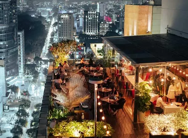 Top 7 quán cafe sân thượng có view cực đẹp ở Sài Gòn