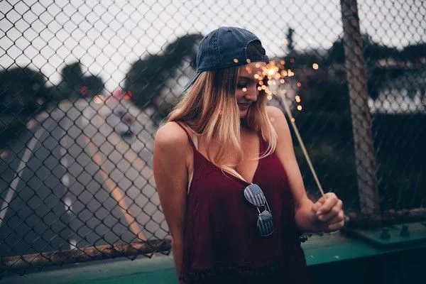 Cách chỉnh màu ảnh đẹp trên điện thoại bằng ứng dụng VSCO cam