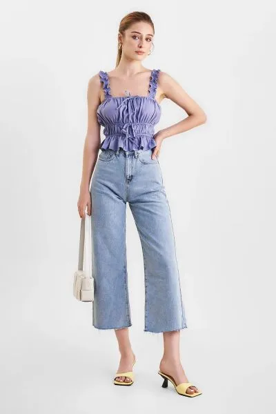 Tím pastel phối với màu gì? Bí quyết lên đồ và chỉnh ảnh OOTD bằng smartphone 2026