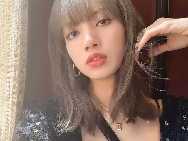 Cách selfie như idol Hàn Quốc