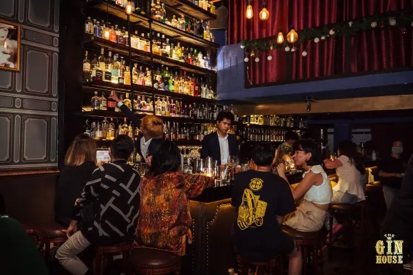 Check in sang chảnh với top 10 quán bar cocktail xinh đẹp
