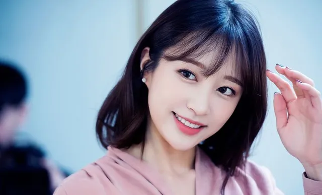 CÁCH CHỤP ẢNH SELFIE ĐẸP: MẸO TẠO NÊN SỰ KHÁC BIỆT