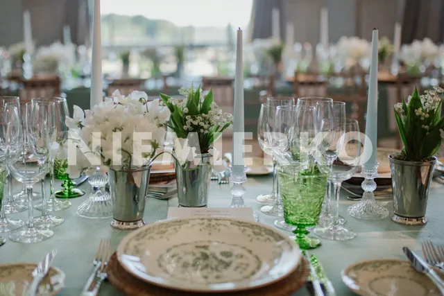 smart_wedding_technology_2026_led_digital