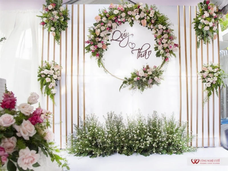 Không gian sân vườn tiệc cưới lãng mạn tại Hà Nội – hướng mộng mơ ngoài trời