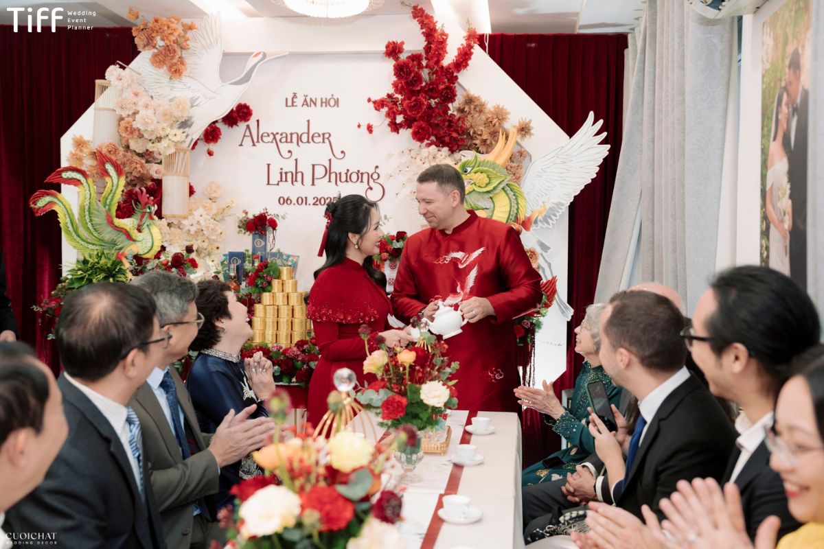 Phương án phổ biến nhất khi hai gia đình gặp nhau lần đầu: tổ chức tại nhà gái