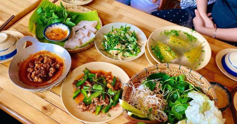 Ẩm thực Cần Thơ – chợ nổi và hành trình sông nước miền Tây - nguồn từ MIA.vn