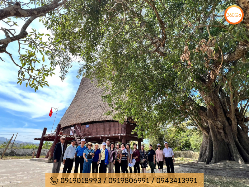 Nhà Rông Kon Klor tại Măng Đen, Kon Tum — điểm đến healing tourism 2026