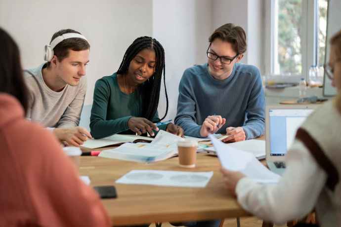 Xu hướng du học nổi bật năm 2025 dành cho sinh viên Việt Nam