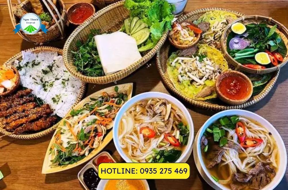 Các món ăn đặc sản Đà Nẵng trong food tour miền Trung