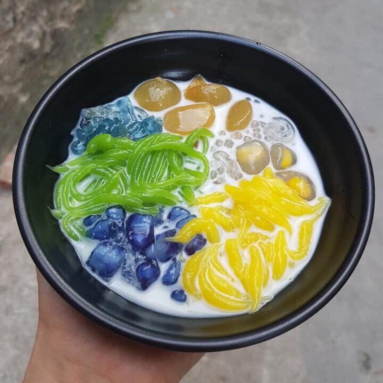 Vị béo nhẹ và thanh mát – món ăn vặt quen thuộc mùa hè Hải Phòng.