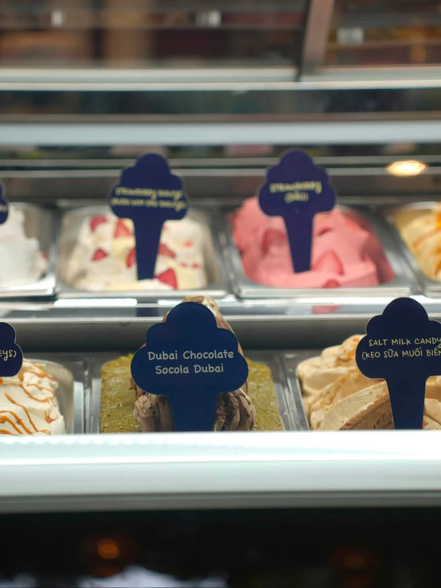 Hoo Gelato Saigon nổi bật với phong cách hiện đại tại Sài Gòn