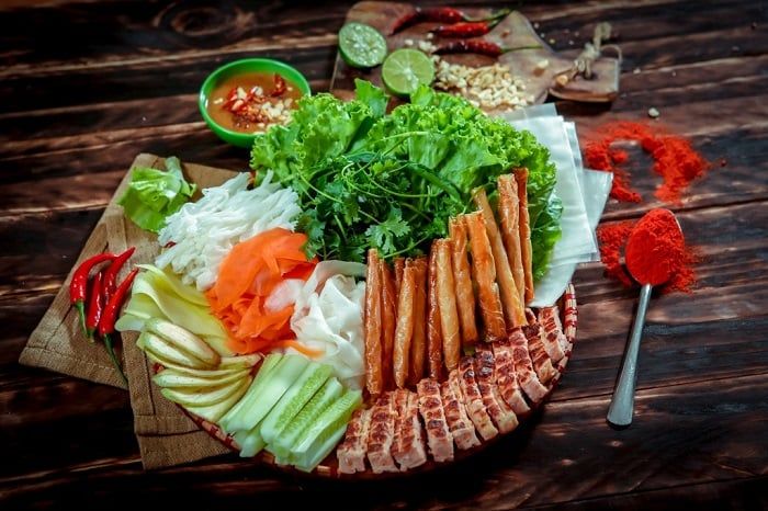 Đi du lịch Nha Trang 2 ngày 1 đêm ăn gì
