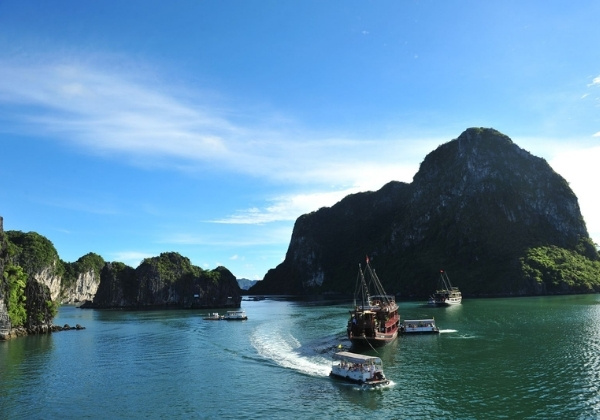 Một ngày câu cá tại Mũi Nghê Sơn Trà