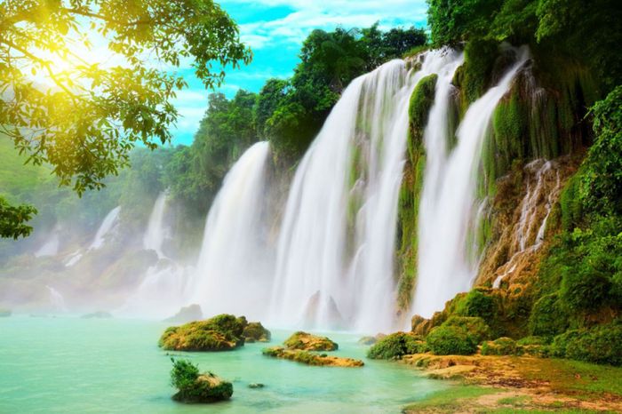 Khu vực lối mở kiểm soát du khách tham quan liên thông hai bờ thác