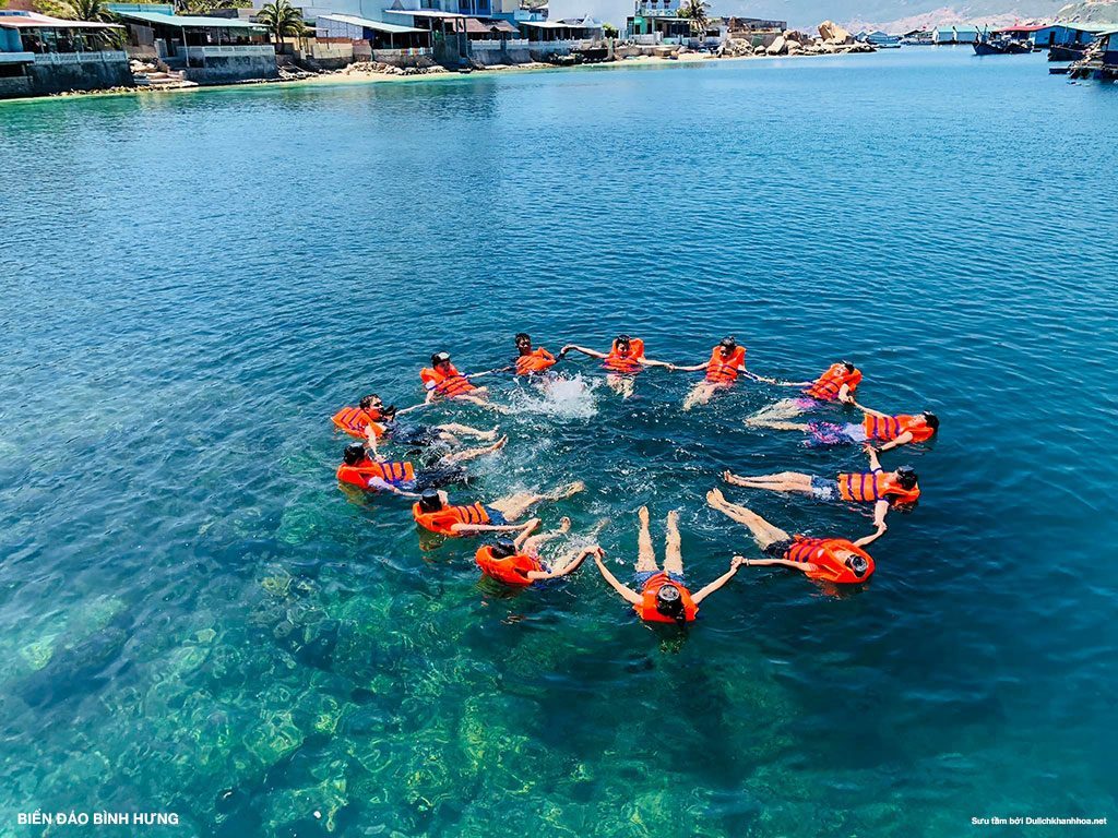 Bình Hưng nhìn từ vịnh