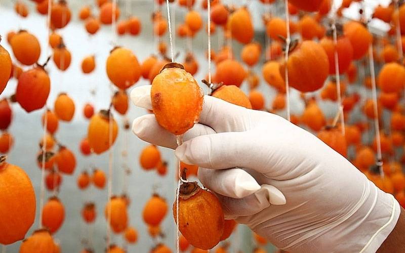 Hồng treo gió đặc sản làm quà ý nghĩa tại Đà Lạt