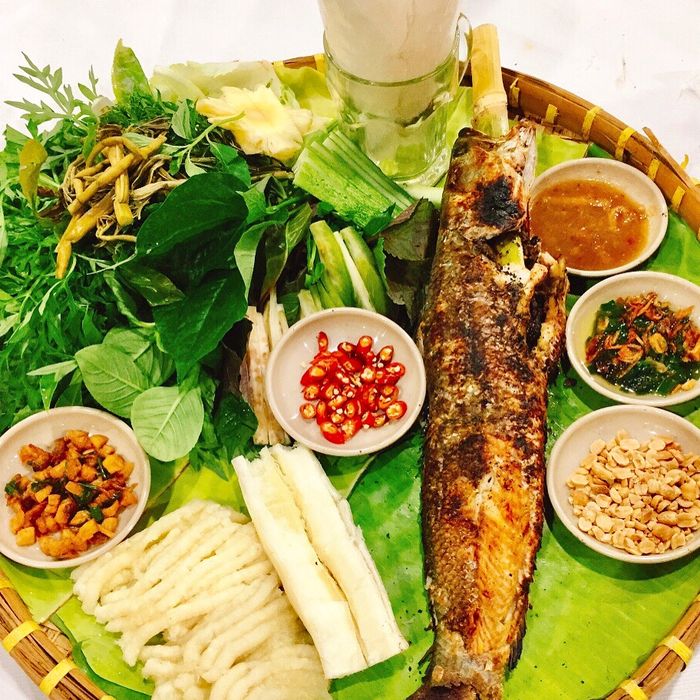 Cá lóc nướng trui giữ nguyên vị ngọt tự nhiên