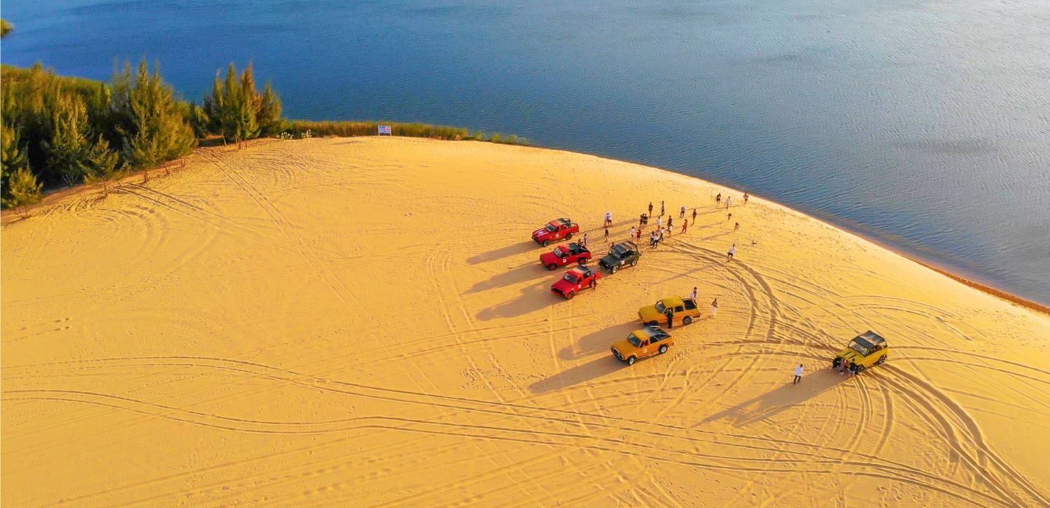 Cồn cát Phan Thiết vàng nắng