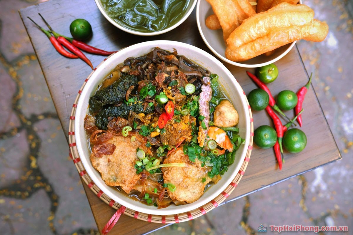Food Tour Hải Phòng