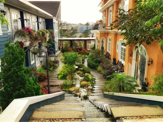 Không gian homestay Đà Lạt sáng thoáng