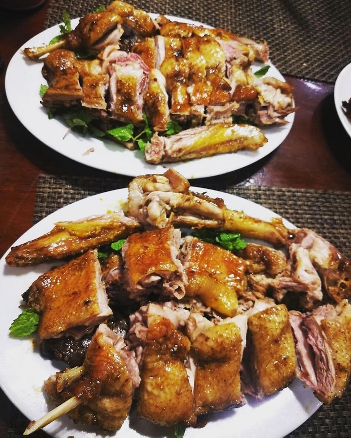 Gian hàng đặc sản Pù Luông