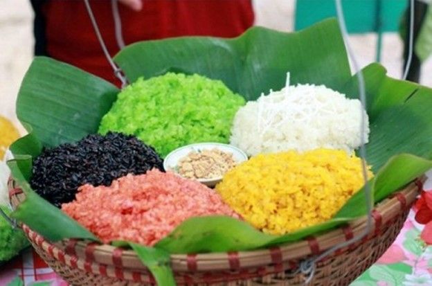 Xôi ngũ sắc của người Tày