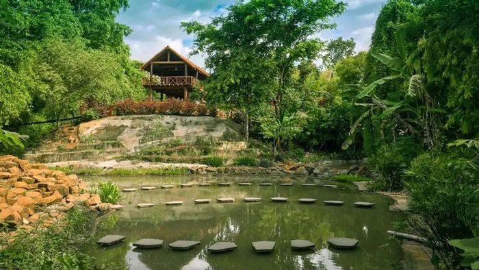 Vườn cảnh Troh Bư