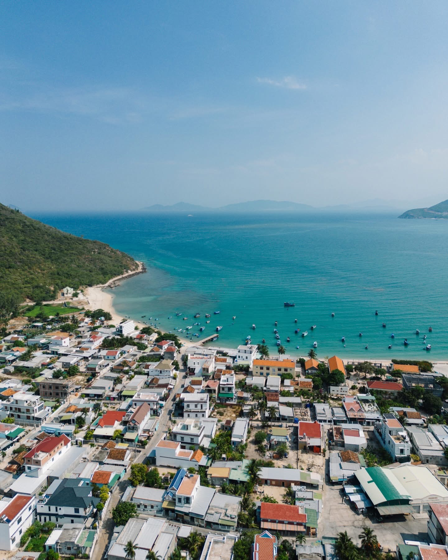 Biển Dốc Lết nhìn từ xa