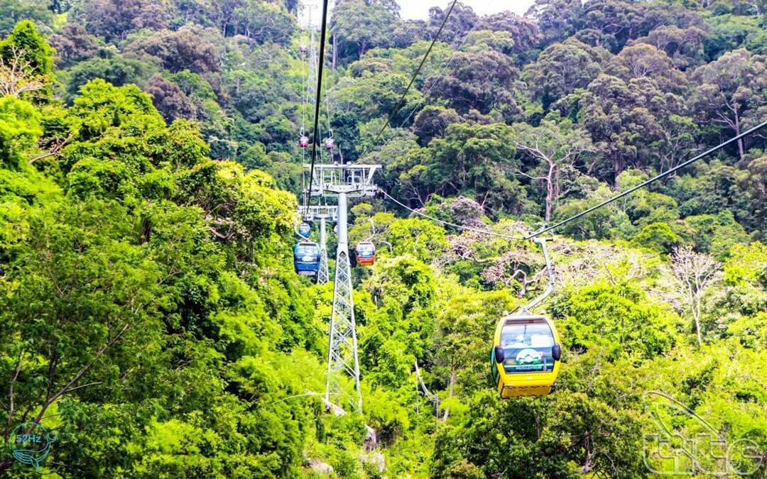 Núi Cấm và Tà Pạ