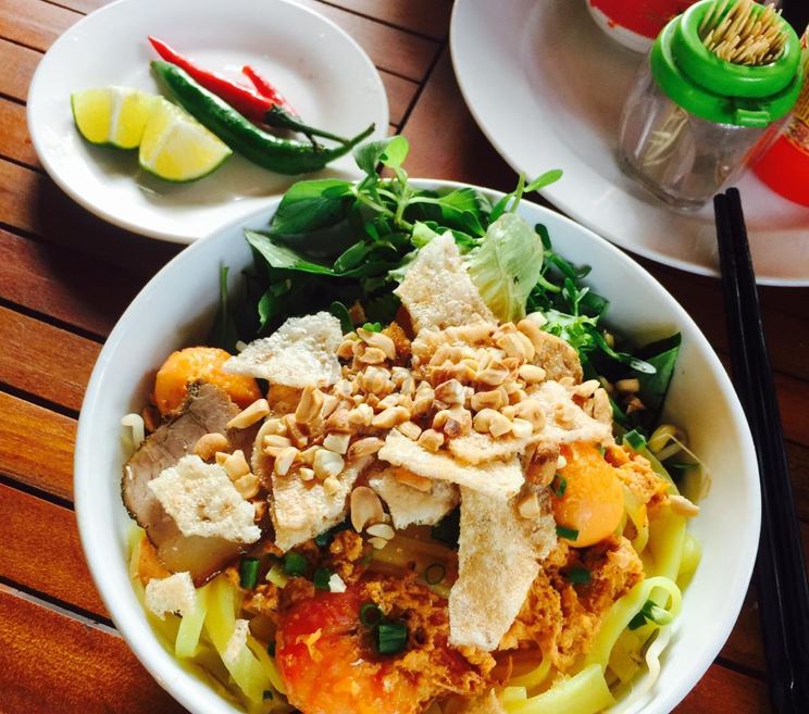 Mì Quảng bà Minh