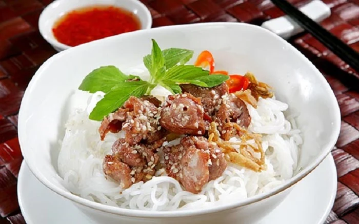 Bún thịt nướng Hội An
