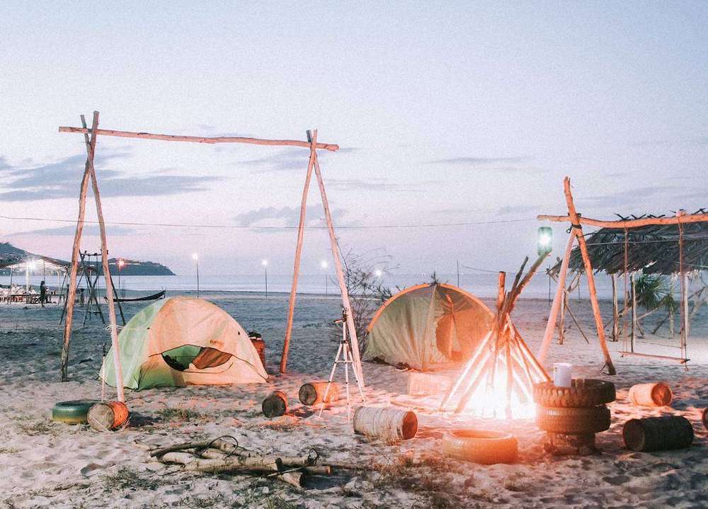Thân gửi đến các tín đồ mê camping lịch trình cắm trại Huế tự túc 2N1D chi tiết nhất